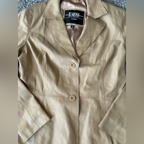 B. Moss vintage women’s leather fitted jacket size medium - Picture 5 of 14